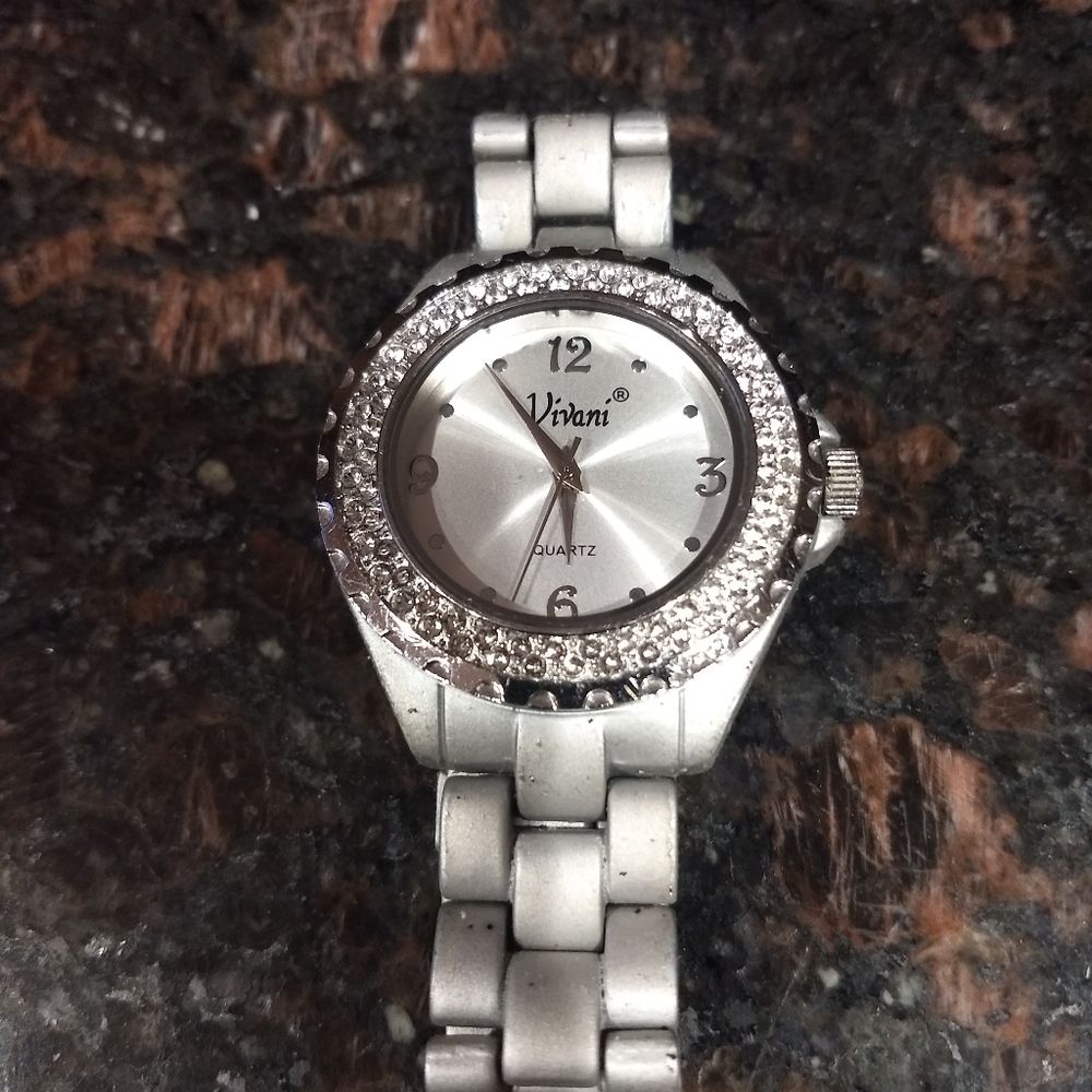 ⌚Watch - Picture 1 of 5